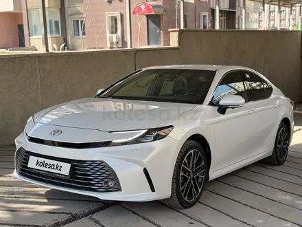 Toyota Camry 2025 года за 23 500 000 тг. в Алматы