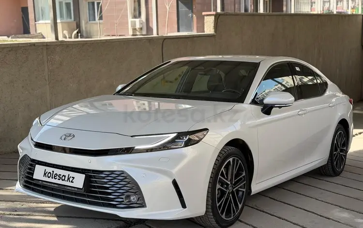 Toyota Camry 2025 года за 23 500 000 тг. в Алматы