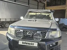 Nissan Patrol, 2004