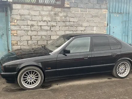 BMW 520 1995 года за 2 800 000 тг. в Караганда – фото 26