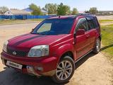 Nissan X-Trail 2004 года за 1 500 000 тг. в Атырау – фото 2