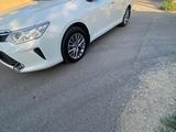 Toyota Camry 2015 годаfor11 800 000 тг. в Тараз – фото 2