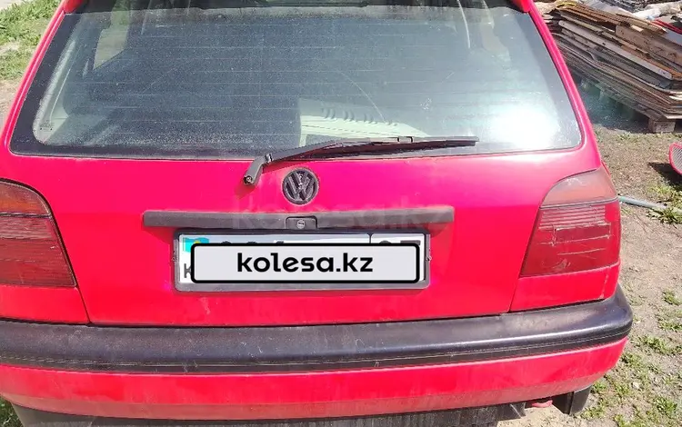 Volkswagen Golf 1995 годаүшін1 000 000 тг. в Алматы