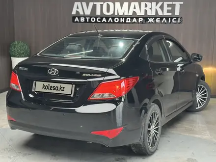 Hyundai Solaris 2015 года за 5 600 000 тг. в Актобе – фото 4