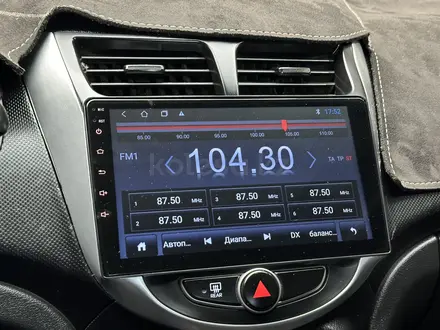 Hyundai Solaris 2015 года за 5 600 000 тг. в Актобе – фото 20