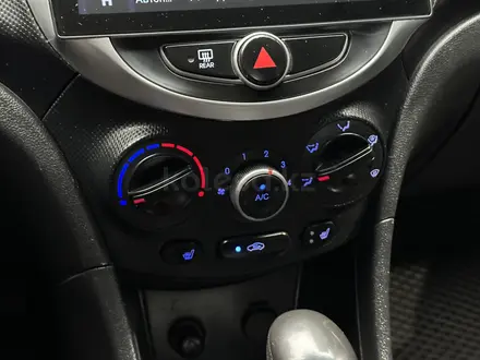 Hyundai Solaris 2015 года за 5 600 000 тг. в Актобе – фото 21