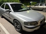 Volvo S60 2002 года за 2 800 000 тг. в Караганда – фото 3