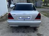 Mercedes-Benz C 280 1995 года за 3 200 000 тг. в Алматы – фото 5