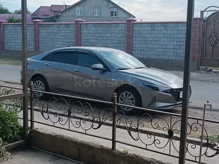 Hyundai Elantra 2021 года за 9 300 000 тг. в Шымкент