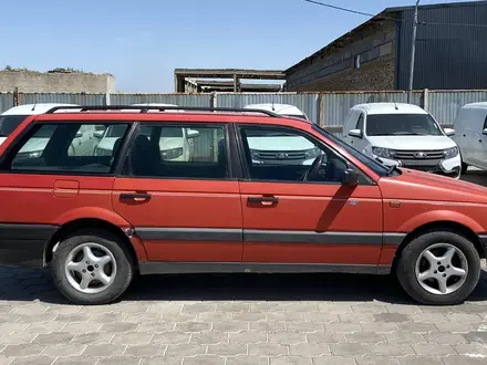 Volkswagen Passat 1993 года за 990 000 тг. в Караганда – фото 4