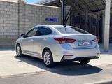 Hyundai Solaris 2019 года за 7 000 000 тг. в Шымкент – фото 4