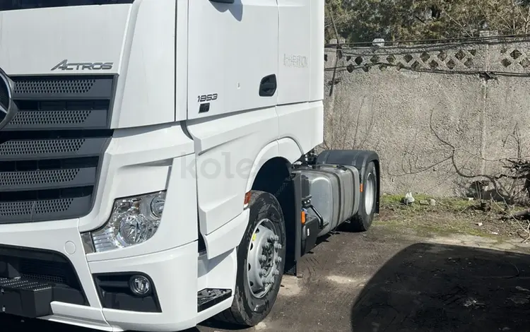 Mercedes-Benz  Actros 2023 года за 51 000 000 тг. в Алматы