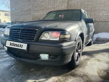 Mercedes-Benz C 180 1995 года за 2 000 000 тг. в Павлодар