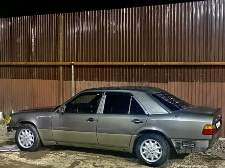 Mercedes-Benz E 230 1991 года за 1 700 000 тг. в Шымкент – фото 12