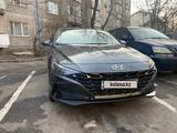 Hyundai Elantra 2022 года за 10 950 000 тг. в Алматы