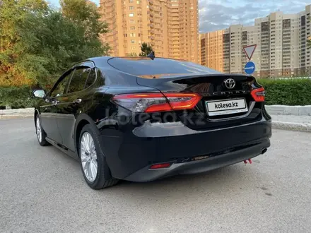 Toyota Camry 2019 года за 15 500 000 тг. в Астана – фото 16