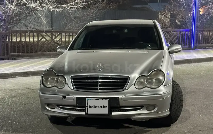 Mercedes-Benz C 240 2001 года за 2 900 000 тг. в Алматы