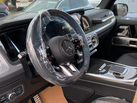 Mercedes-Benz G 63 AMG 4MATIC 2025 года за 176 500 000 тг. в Алматы – фото 10