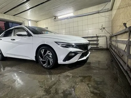 Hyundai Elantra 2023 года за 8 500 000 тг. в Усть-Каменогорск – фото 22