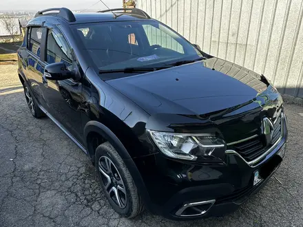 Renault Sandero Stepway 2021 года за 7 000 000 тг. в Алматы – фото 2