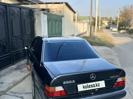 Mercedes-Benz E 200 1990 года за 1 750 000 тг. в Шымкент – фото 2