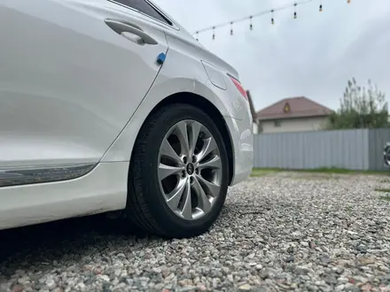 Hyundai Grandeur 2012 года за 6 900 000 тг. в Алматы – фото 17