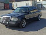 Mercedes-Benz E 200 1990 годаүшін2 000 000 тг. в Караганда