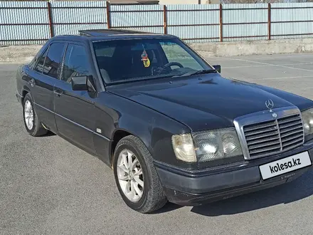 Mercedes-Benz E 200 1990 года за 2 000 000 тг. в Караганда – фото 12