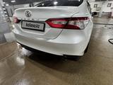 Toyota Camry 2021 года за 14 500 000 тг. в Астана – фото 4