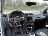 Volkswagen Polo 2019 года за 6 300 000 тг. в Караганда – фото 5