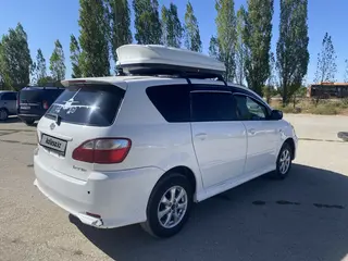 Toyota Ipsum, 2004