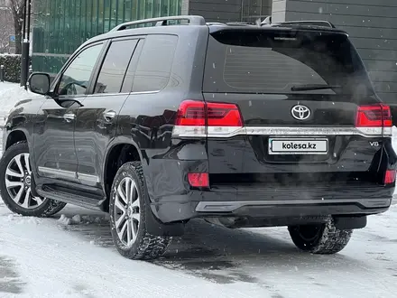 Toyota Land Cruiser 2016 года за 29 150 000 тг. в Алматы – фото 21