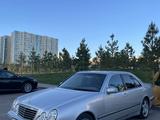 Mercedes-Benz E 320 1999 годаүшін4 700 000 тг. в Астана – фото 5