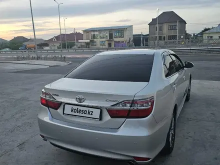 Toyota Camry 2015 года за 11 500 000 тг. в Шымкент – фото 4