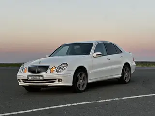 Mercedes-Benz E 320
