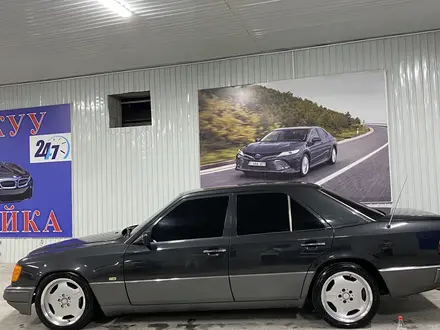 Mercedes-Benz E 280 1993 года за 3 000 000 тг. в Алматы – фото 2