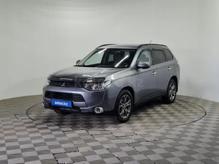 Mitsubishi Outlander, 2012
