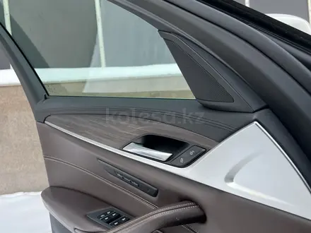 BMW 520 2018 года за 13 999 900 тг. в Алматы – фото 6