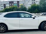 Toyota Camry 2021 годаfor16 590 000 тг. в Экибастуз – фото 5