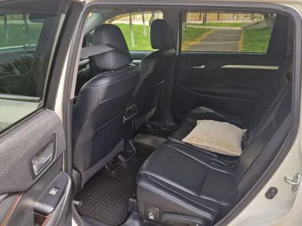 Toyota Highlander 2014 года за 12 500 000 тг. в Астана – фото 6