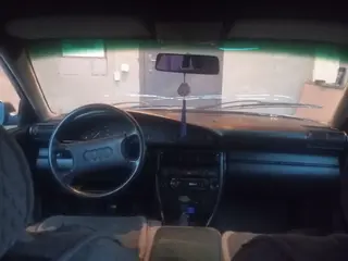 Audi 100, 1992