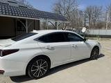 Lexus ES 250 2023 года за 23 500 000 тг. в Шымкент – фото 5