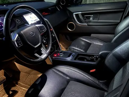 Land Rover Discovery 2015 года за 12 000 000 тг. в Алматы – фото 7