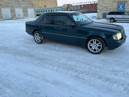 Mercedes-Benz E 200 1995 года за 2 700 000 тг. в Астана – фото 12