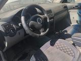 Volkswagen Bora 2000 года за 700 000 тг. в Семей – фото 4