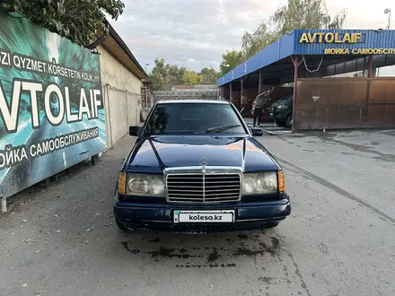 Mercedes-Benz E 230 1989 года за 530 000 тг. в Алматы – фото 10