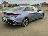 Hyundai Elantra 2023 года за 8 500 000 тг. в Уральск – фото 3