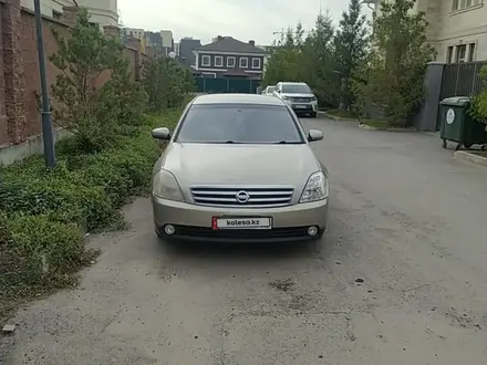 Nissan Teana 2003 года за 2 300 000 тг. в Астана