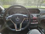 Mercedes-Benz E 200 2014 года за 11 000 000 тг. в Петропавловск – фото 2