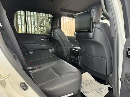Toyota Land Cruiser Premium+ 2025 года за 76 690 000 тг. в Атырау – фото 10